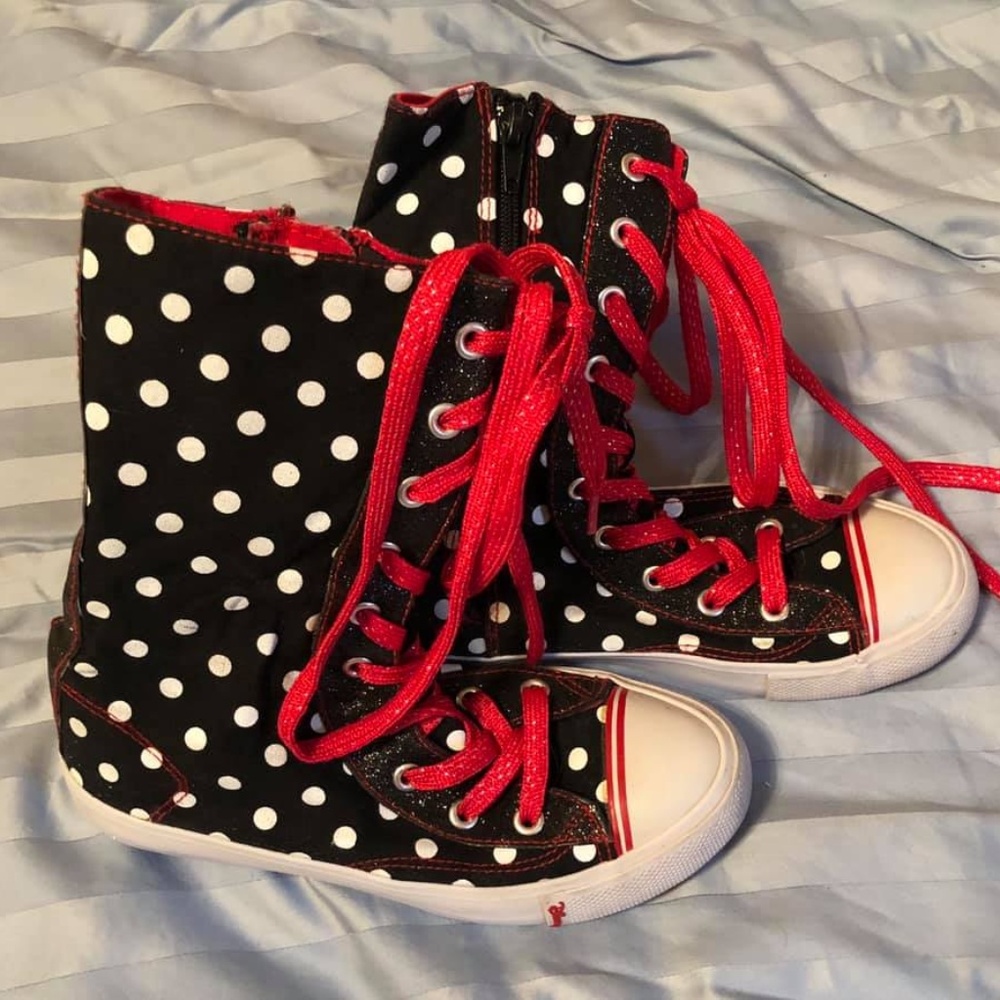 Disney Minnie Mouse Sneakers Size 2